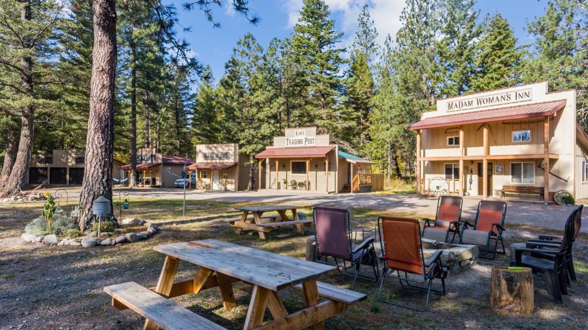 Fort Williamson Glacier Vacation Rentals Columbia Falls Dış mekan fotoğraf